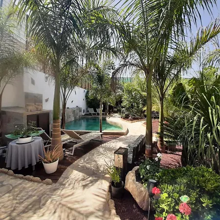 Finca La Barca Konukevi