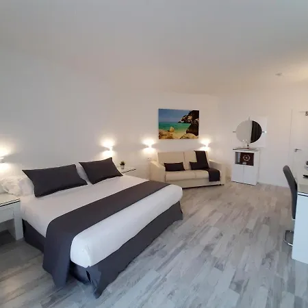 Finca La Barca Konukevi