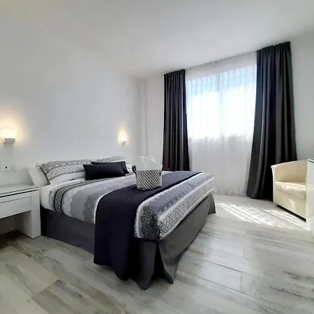 Konukevi Finca La Barca